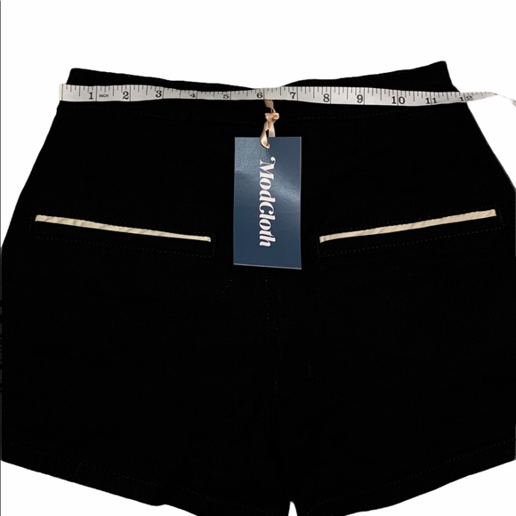 NWT ModCloth Black Outlined Delight Shorts - Picture 5 of 13